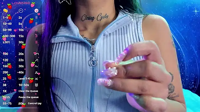 Snapshot of CATRINA_SEXXX chatting on March 2025 06:04:02 AM CATRINA SEXXX online show from March 2025 06:04:02 AM