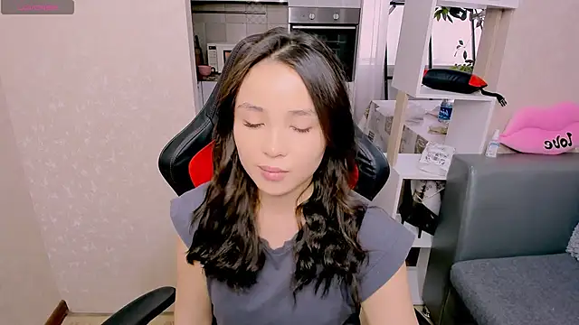 AyaMoon online show from October 2025 04:58:01 AM