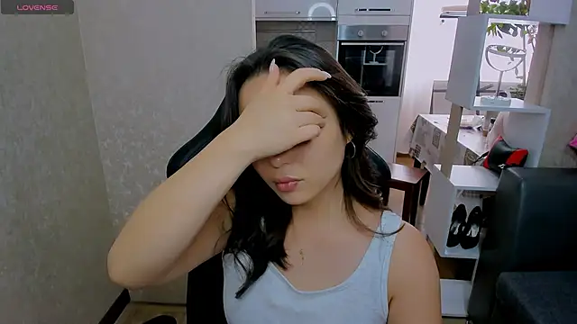 AyaMoon online show from September 2025 06:26:02 AM