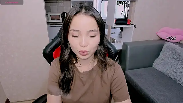 AyaMoon online show from October 2025 05:31:01 AM