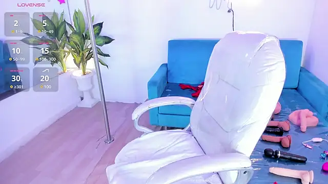 Pamela roberts online show from February 2025 05:36:01 PM