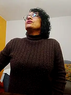 Snapshot of scarlet_wet chatting on July 2026 09:43:01 PM scarlet wet online show from July 2026 09:43:01 PM