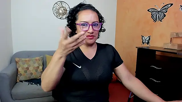 Snapshot of scarlet_wet chatting on May 2026 10:25:01 PM scarlet wet online show from May 2026 10:25:01 PM