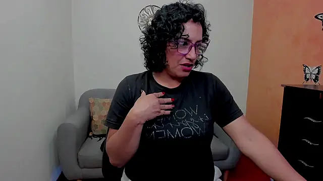 Snapshot of scarlet_wet chatting on June 2026 12:05:02 AM scarlet wet online show from June 2026 12:05:02 AM
