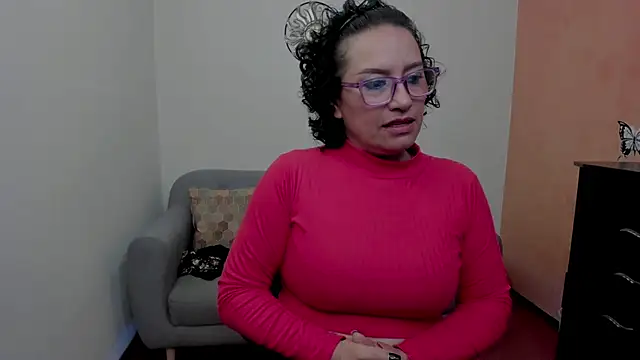 Snapshot of scarlet_wet chatting on June 2026 09:53:02 PM scarlet wet online show from June 2026 09:53:02 PM