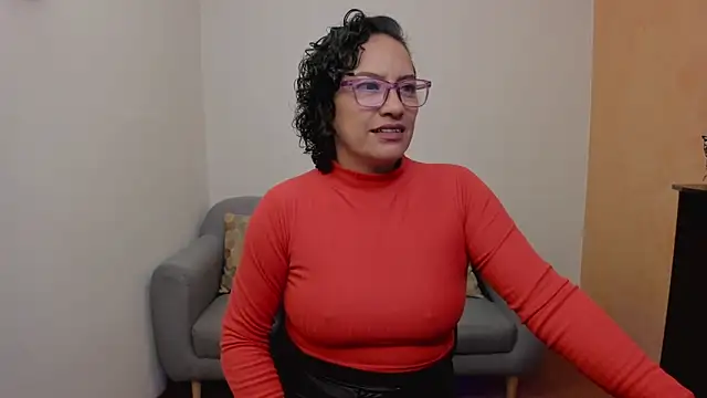 Snapshot of scarlet_wet chatting on May 2026 10:48:02 PM scarlet wet online show from May 2026 10:48:02 PM