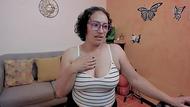 scarlet wet online show from March 2026 10:36:01 PM