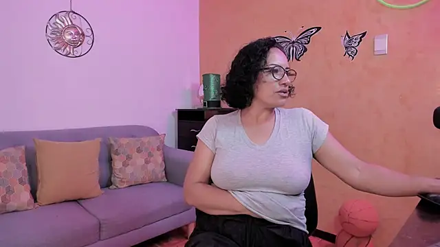 scarlet wet online show from November 2025 12:37:01 AM