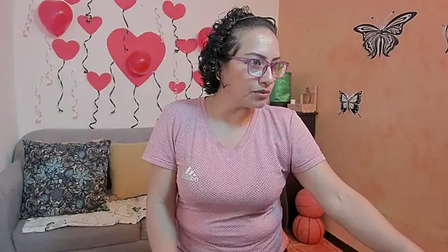 Snapshot of scarlet_wet chatting on February 2026 11:06:02 PM scarlet wet online show from February 2026 11:06:02 PM