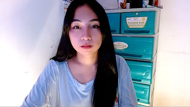 SweetLilly 18 online show from September 2025 03:37:01 PM