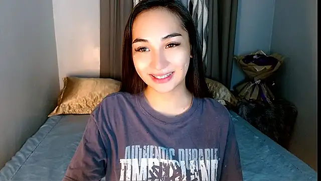 SweetLilly 18 online show from April 2026 02:47:02 AM