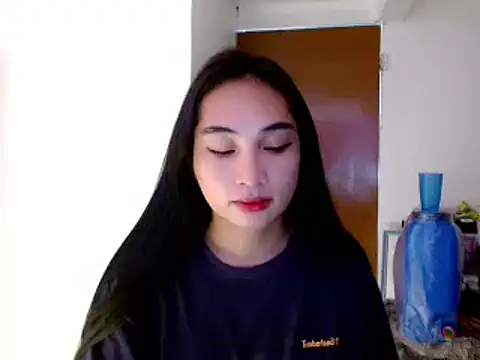SweetLilly 18 online show from January 2025 02:44:02 AM