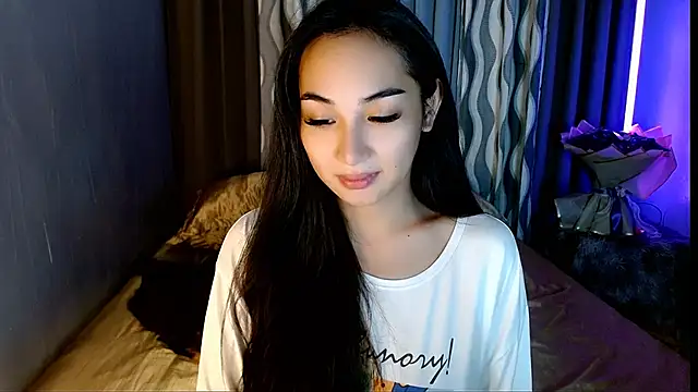 SweetLilly 18 online show from May 2026 03:21:01 AM