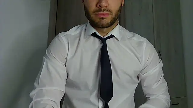 Snapshot of Justynn1 chatting on April 2026 04:43:02 AM Justynn1 online show from April 2026 04:43:02 AM