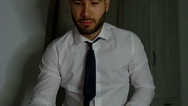 Justynn1 online show from October 2025 09:59:01 PM