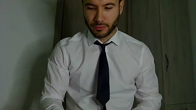 Justynn1 online show from November 2025 11:09:01 PM