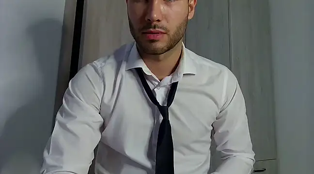 Justynn1 online show from February 2025 05:37:01 AM