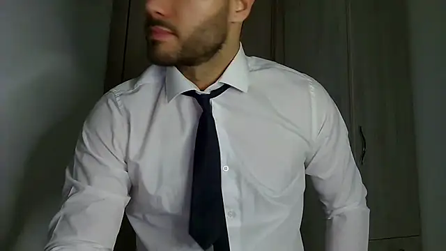 Justynn1 online show from February 2026 09:17:01 PM