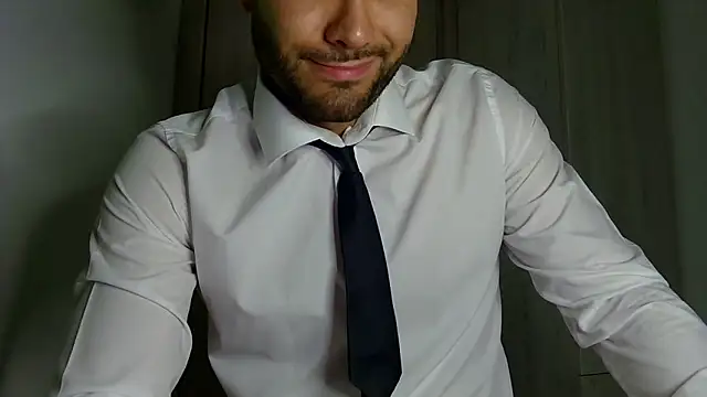 Snapshot of Justynn1 chatting on May 2026 01:26:08 AM Justynn1 online show from May 2026 01:26:08 AM