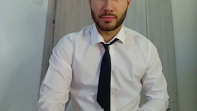 Justynn1 online show from March 2025 05:41:02 AM