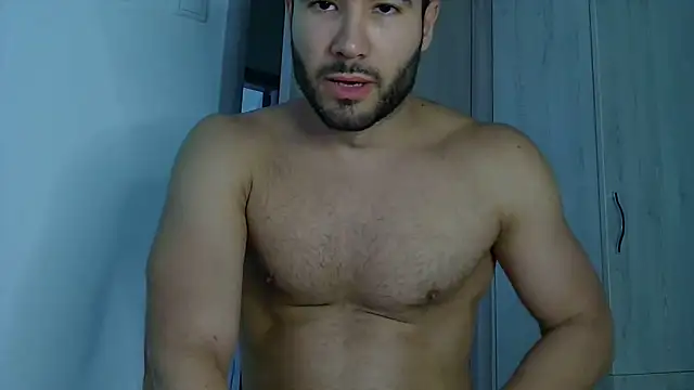 Justynn1 online show from September 2025 04:45:02 AM