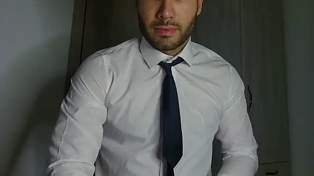 Justynn1 online show from April 2026 10:22:01 PM