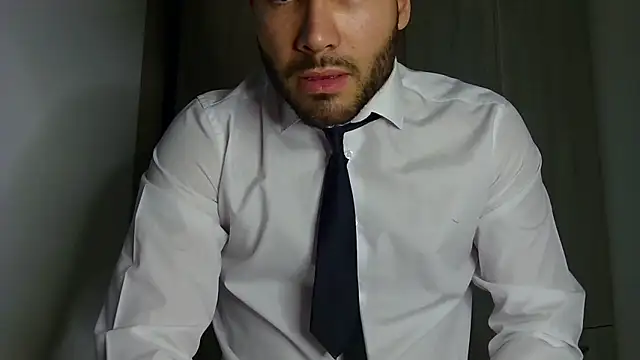 Justynn1 online show from April 2026 11:22:02 PM