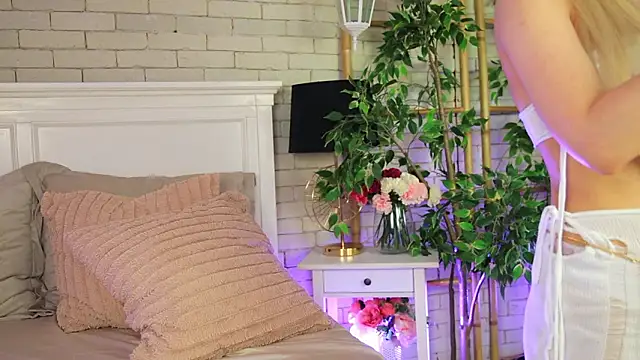 EmillyBronte online show from March 2026 08:26:01 PM