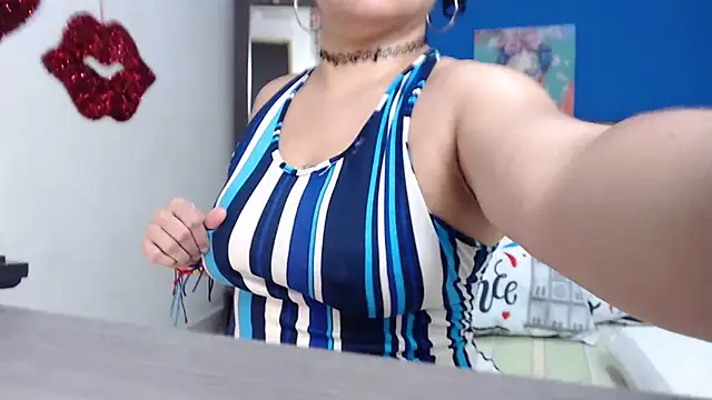 GlendaStarx online show from July 2026 10:06:02 PM