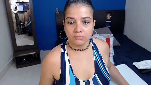 GlendaStarx online show from April 2026 09:19:01 PM