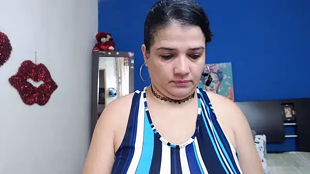 GlendaStarx online show from July 2026 09:56:02 PM