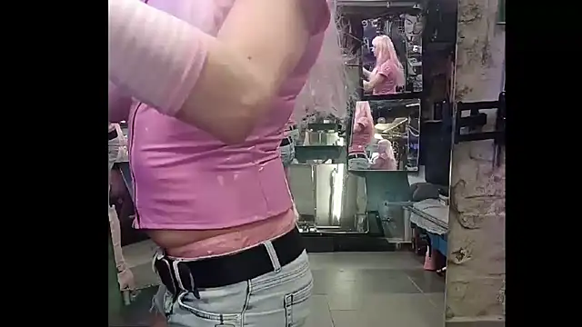 Snapshot of fetishboyzz chatting on January 2026 12:14:02 AM fetishboyzz online show from January 2026 12:14:02 AM