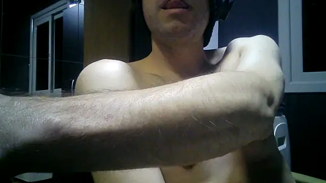 gauchors20 online show from May 2026 02:04:01 AM