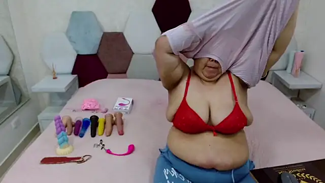 angel blue online show from April 2026 02:56:01 PM