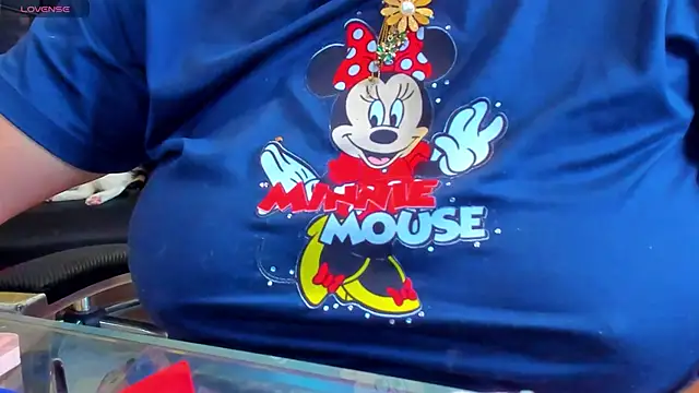 Snapshot of TamaraAniston chatting on March 2025 12:57:02 PM TamaraAniston online show from March 2025 12:57:02 PM