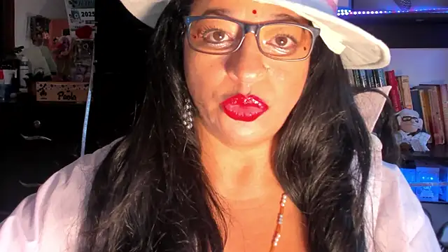 Snapshot of TamaraAniston chatting on February 2025 06:19:01 PM TamaraAniston online show from February 2025 06:19:01 PM