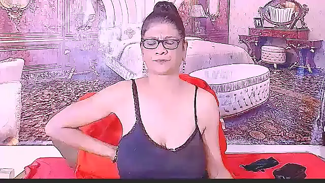 IndianAllure online show from February 2026 05:53:01 AM