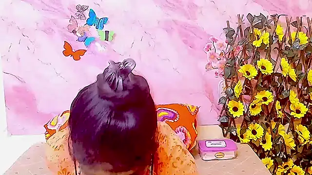 Snapshot of IndianAllure chatting on December 2025 05:42:01 AM IndianAllure online show from December 2025 05:42:01 AM