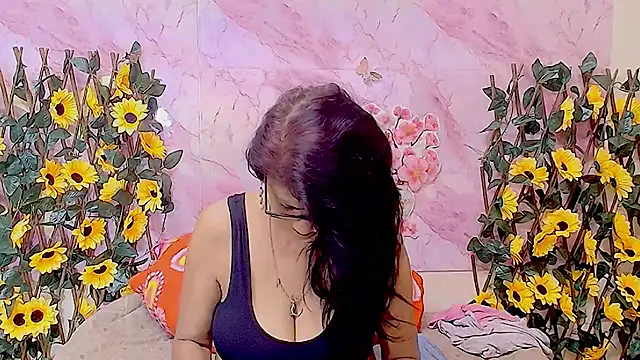 IndianAllure online show from January 2026 06:06:02 AM