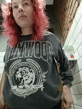 Frost foxy online show from November 2025 02:44:02 AM