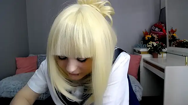 Estheri online show from February 2026 07:17:02 AM