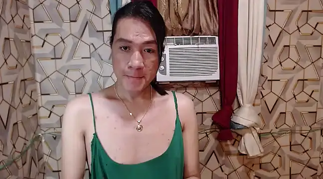 Snapshot of tshugecumxxx chatting on December 2024 12:37:01 PM tshugecumxxx online show from December 2024 12:37:01 PM