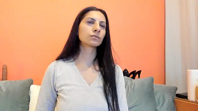 Dirty-Bya online show from October 2025 06:10:02 PM