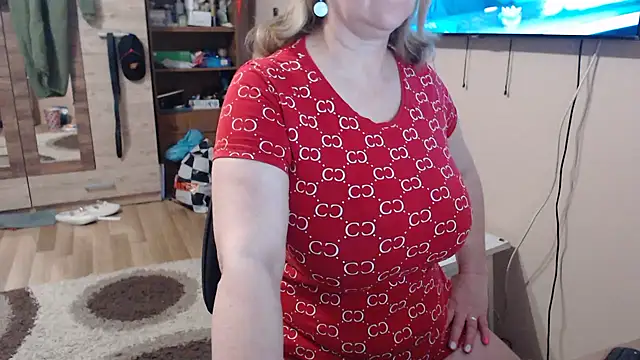 Snapshot of Elza01 chatting on March 2026 06:53:02 PM Elza01 online show from March 2026 06:53:02 PM