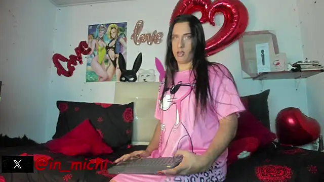 dangerous bitch online show from December 2025 01:05:02 AM