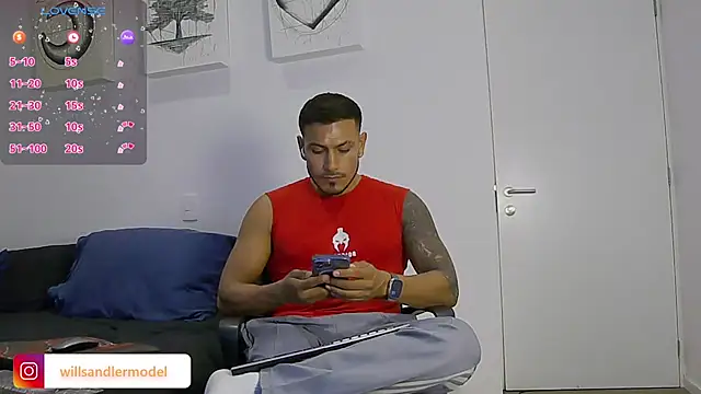 Snapshot of WillSandler chatting on December 2025 11:21:02 PM WillSandler online show from December 2025 11:21:02 PM