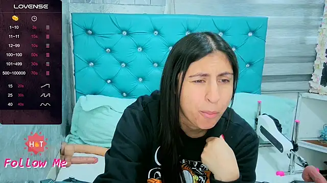 MAARYMOON online show from March 2026 11:51:01 AM