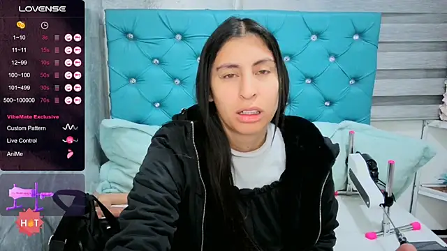 MAARYMOON online show from January 2026 10:51:02 AM