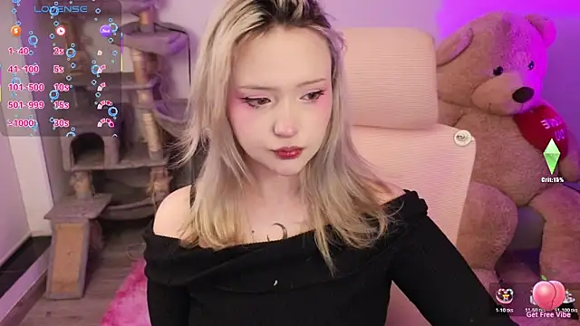 Snapshot of KuroChan420 chatting on February 2026 02:06:02 AM KuroChan420 online show from February 2026 02:06:02 AM