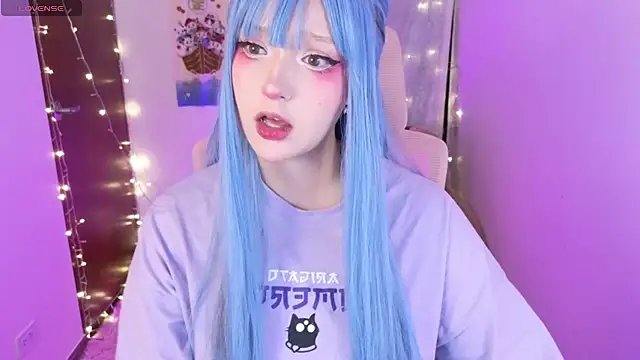 Snapshot of KuroChan420 chatting on December 2025 12:36:01 AM KuroChan420 online show from December 2025 12:36:01 AM